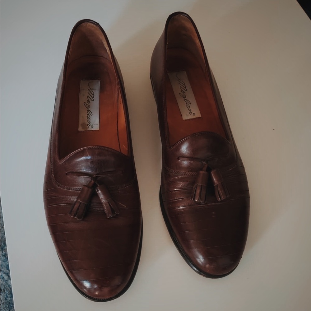 Authentic Mezlan leather dress shoes dark brown